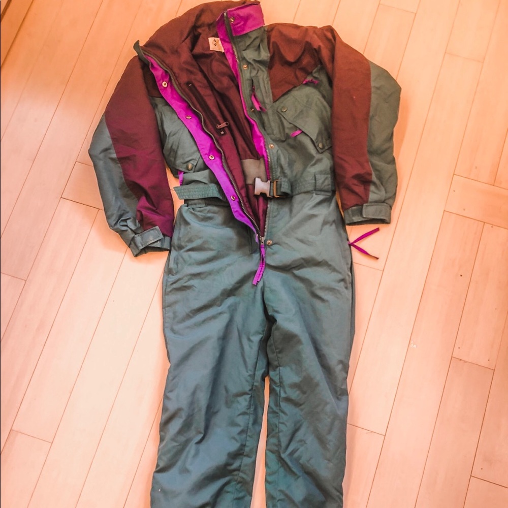 Vintage Columbia women’s ski suit VERY CLEAN